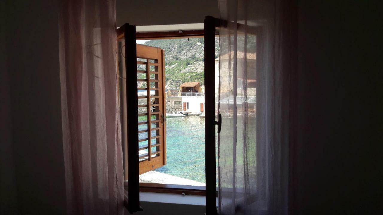 Anka'S Beach Komiža Buitenkant foto